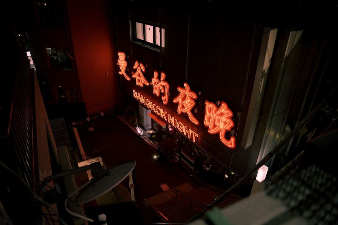 那尔那茜涉嫌高考报名资料造假 三部待播著作或受牵连